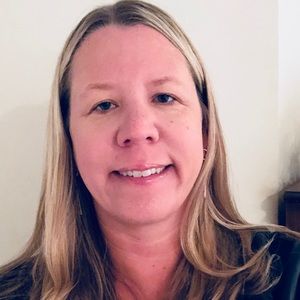 Meet your Posher, Niki